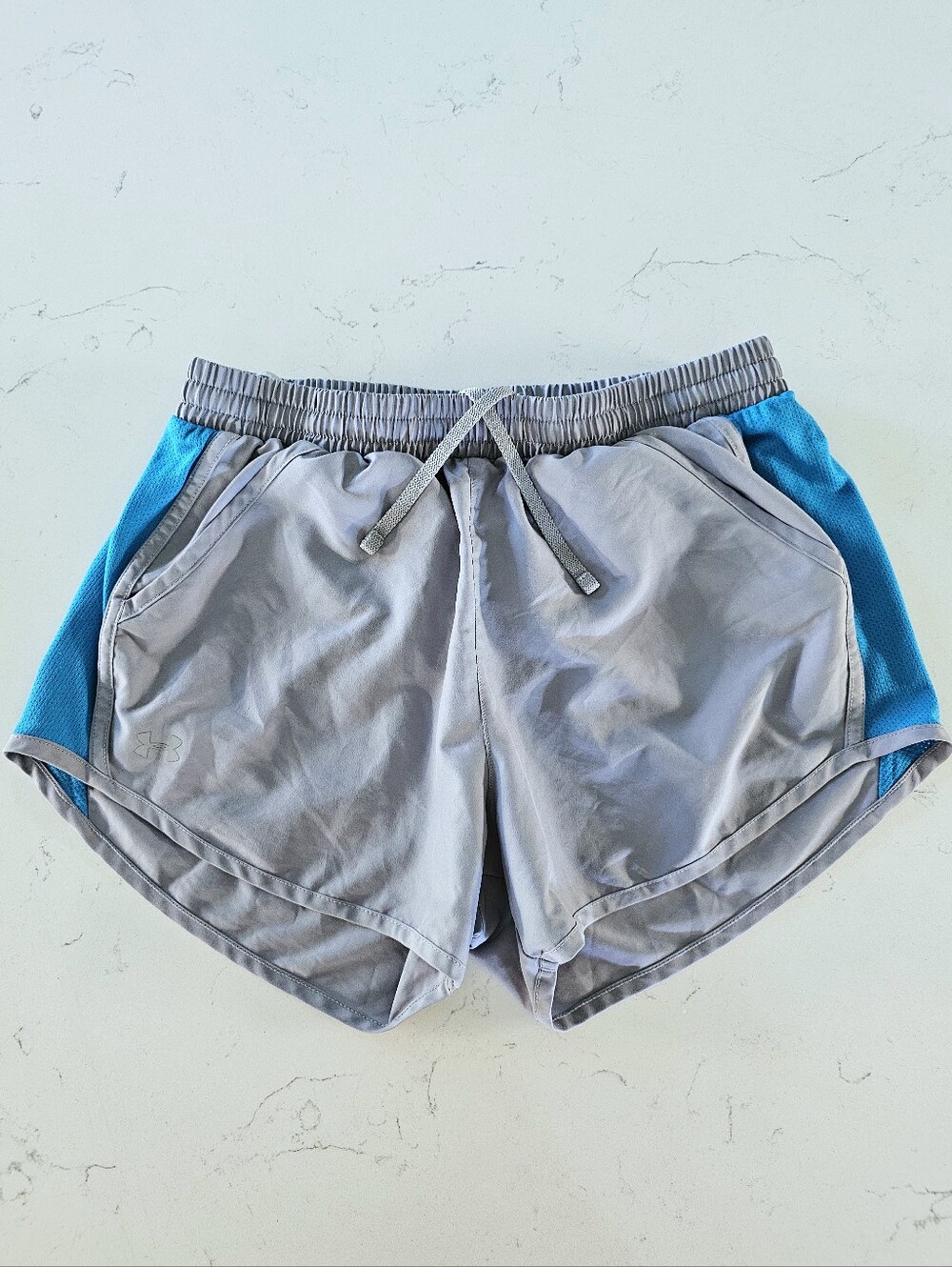 Under Armour HeatGear Gray & Teal Blue Running Shorts 3" - Size Small